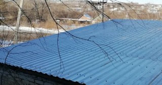 Демонтаж поликарбоната с крыши в Пятигорске - услуги по доступной цене от 620 рублей
