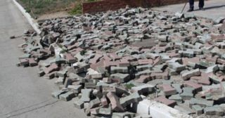Демонтаж тротуарной плитки Пятигорск, цена от 2945 руб.